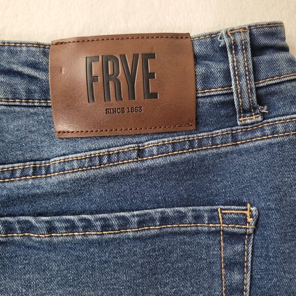 Frye Women's Straight Leg Blue Denim Jeans Size 12/31 - Picture 6 of 13